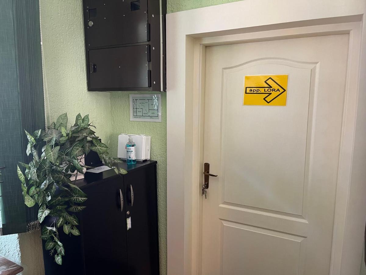 Apartman Lora Apartment Рийека Екстериор снимка