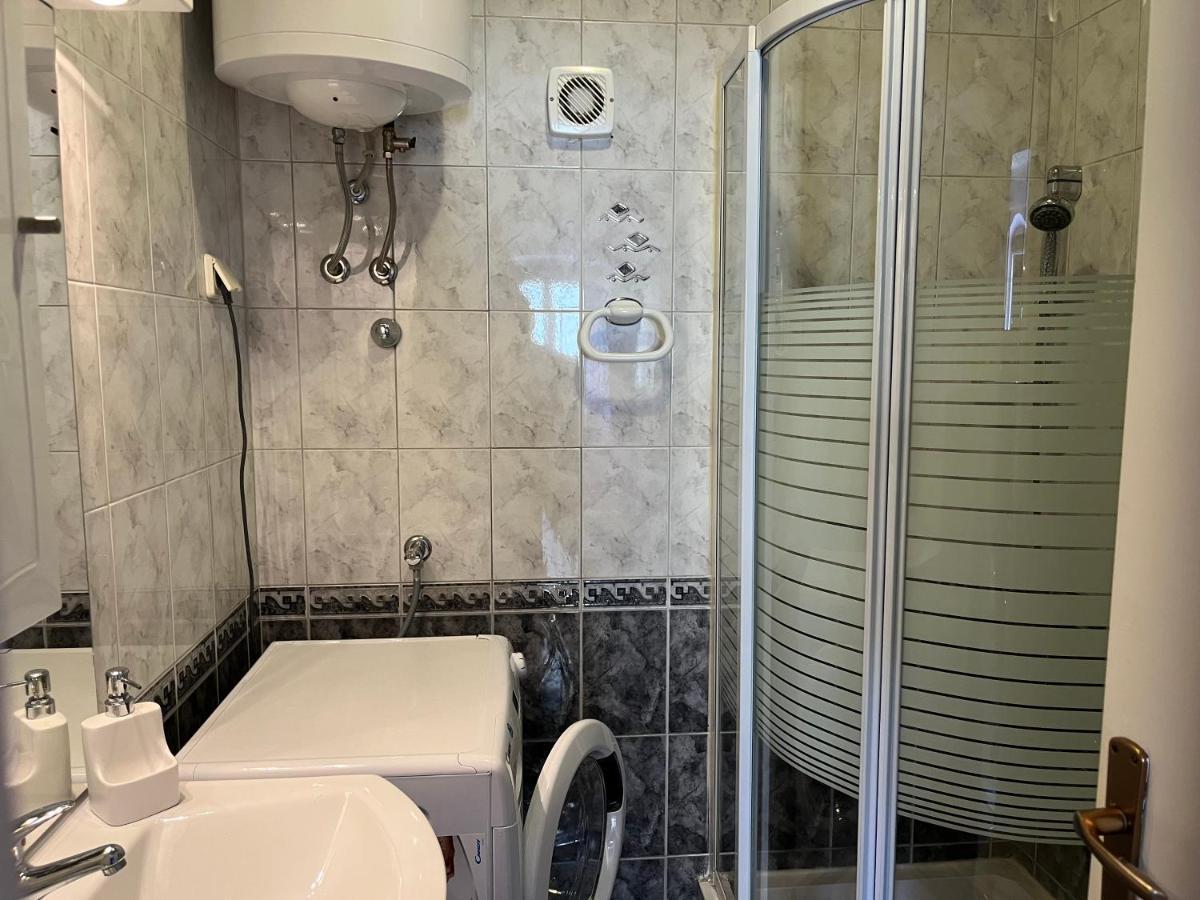 Apartman Lora Apartment Рийека Екстериор снимка